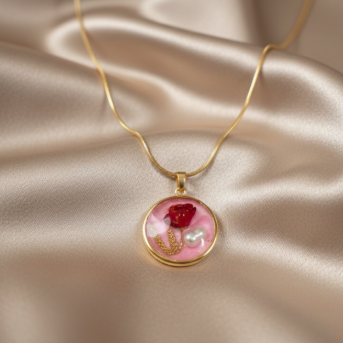 Love's Bloom Necklace