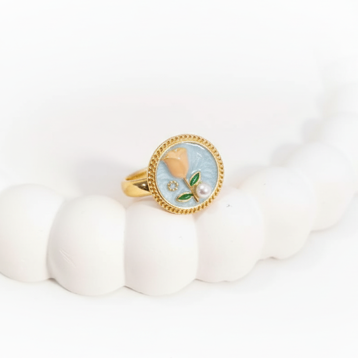 Cameo Rose Ring