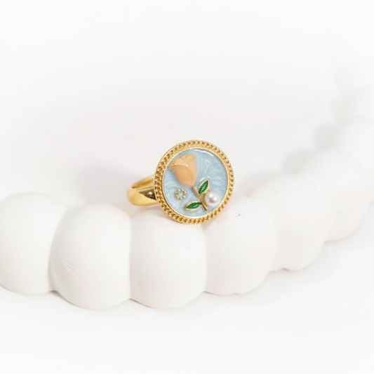 Cameo Rose Ring