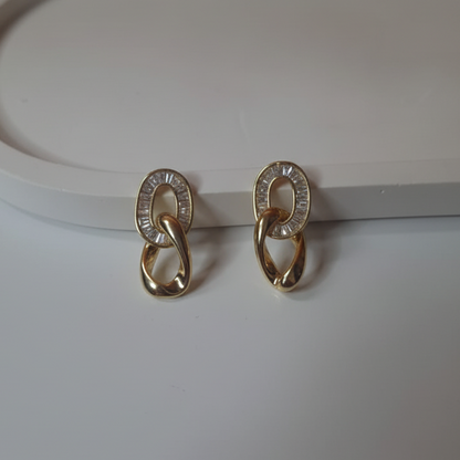 Twist & Dazzle Hoops